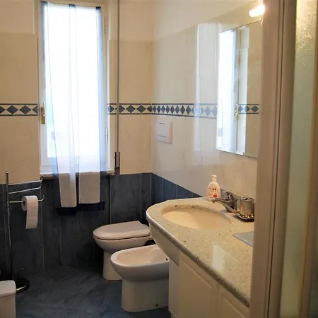 Lägenhet Meet - Casa Tutto L'anno Spotorno
